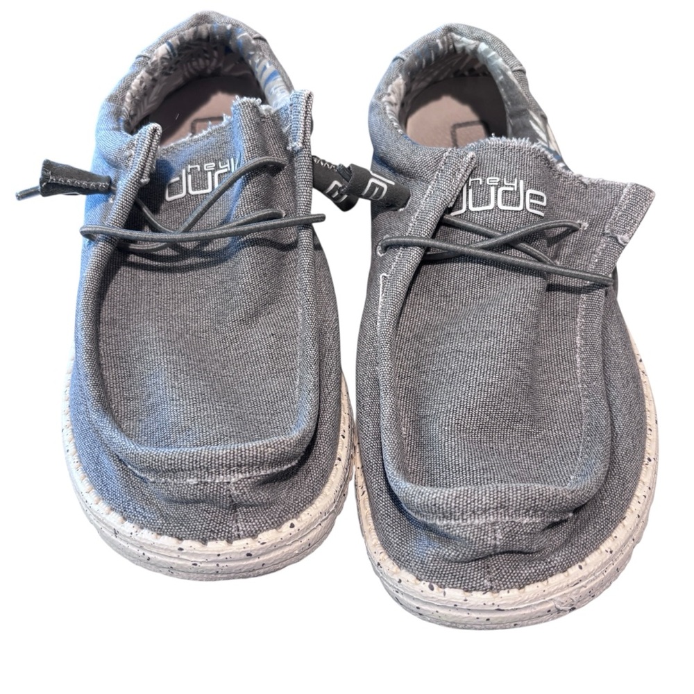 Hey Dude Ladies size 9 Wally Gray Shoes Preloved in good condition